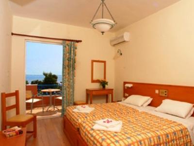 Margarita Beach Hotel Agia Marina Extérieur photo