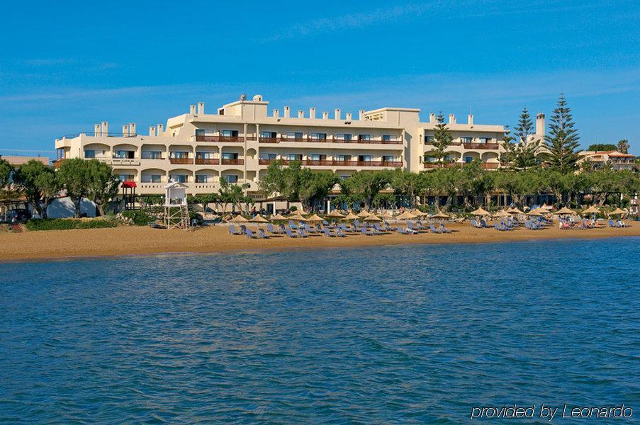 Margarita Beach Hotel Agia Marina Extérieur photo
