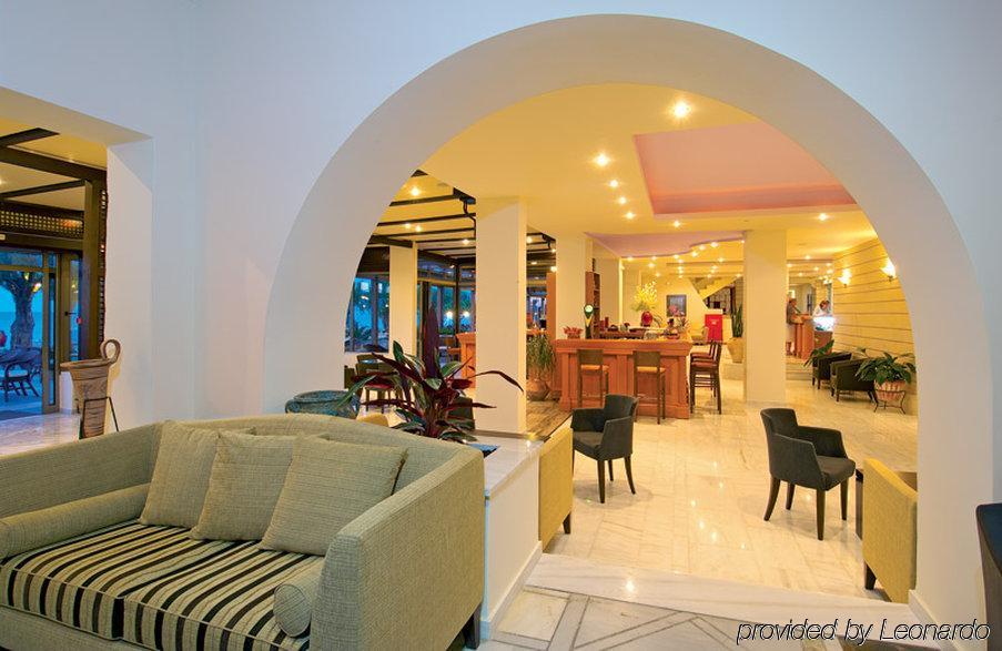 Margarita Beach Hotel Agia Marina Extérieur photo