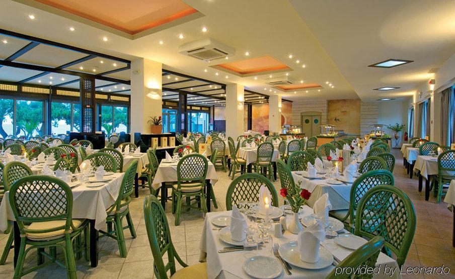Margarita Beach Hotel Agia Marina Extérieur photo
