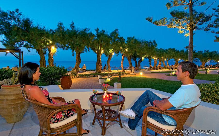 Margarita Beach Hotel Agia Marina Extérieur photo